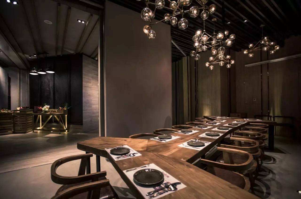 麻辣烫深圳餐饮空间设计不仅要设计得好，更要能实现有效落地！