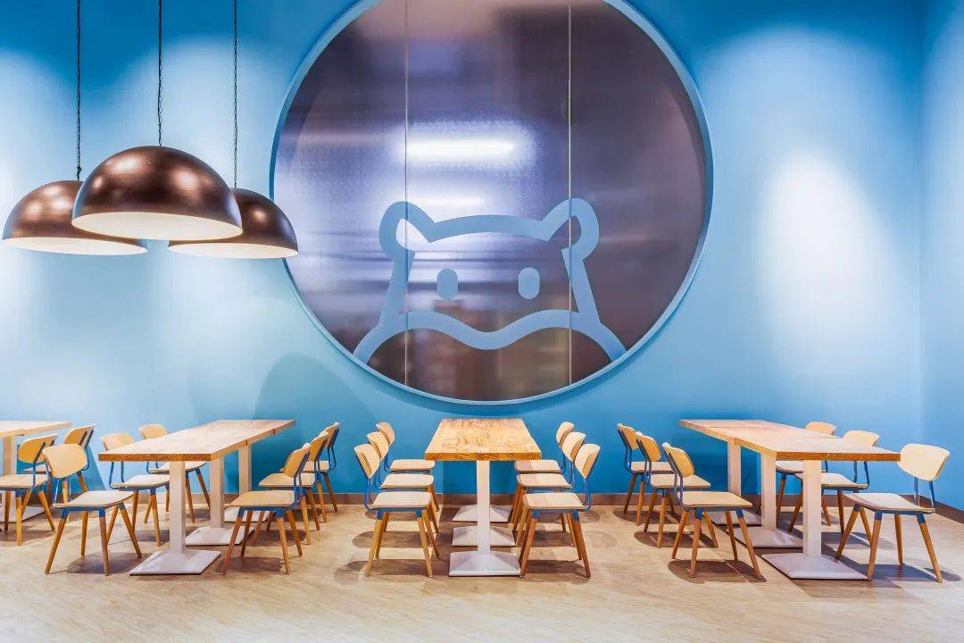 麻辣烫阿里巴巴盒马机器人餐厅，打造未来概念的餐饮空间设计