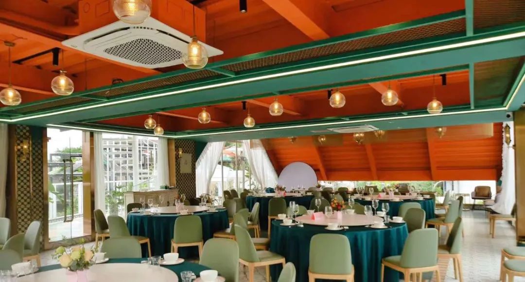 麻辣烫将色彩碰撞到底，看这家深圳餐饮空间设计如何诠释独特的摩洛哥风情